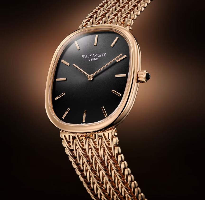 Die Neue Replica Patek Philippe Golden Ellipse Ref. 5738/1r,Ausgestattet Mit Einem Aufwendigen Und Eleganten Goldkettenarmband